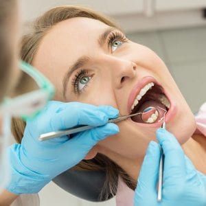 Keep Your Teeth Healthy with A Dental Exam